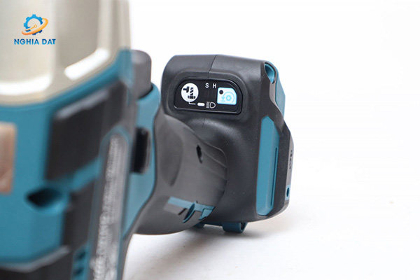 Máy siết bu lông dùng pin(12.7mm/bl)(12v max) MA-TW161DZ Makita