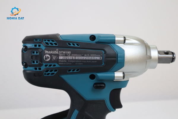 Bộ sản phẩm(dtd156+dtw190+197941-0)(18v) MA-DLX2461Z Makita