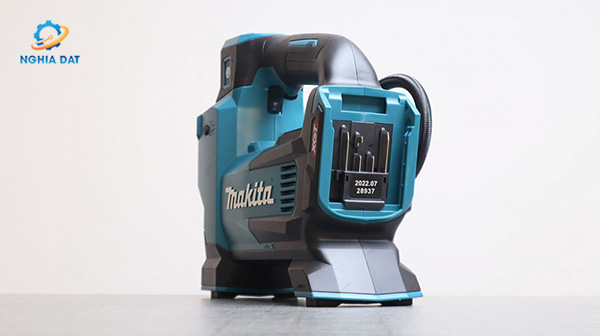 Máy bơm hơi dùng pin(40v max) MA-MP001GZ Makita