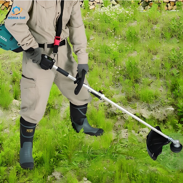 Máy làm vườn đa năng dùng pin(40v max MA-UX01GZ Makita