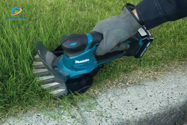 Máy tỉa cỏ dùng pin(12v max) MA-UM600DSYE Makita