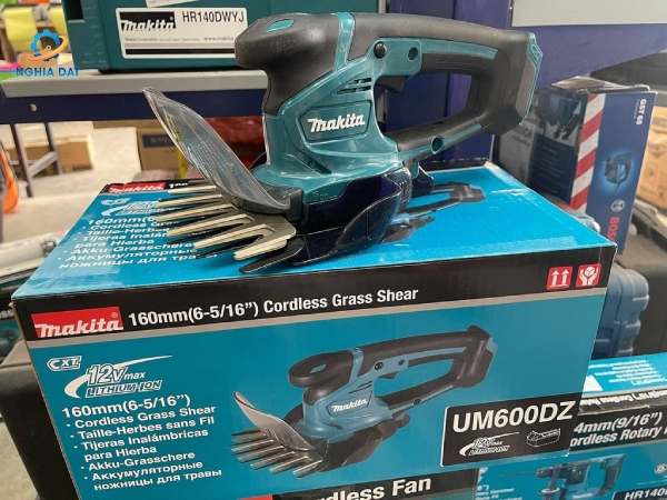 Máy tỉa cỏ dùng pin(12v max) MA-UM600DZ Makita