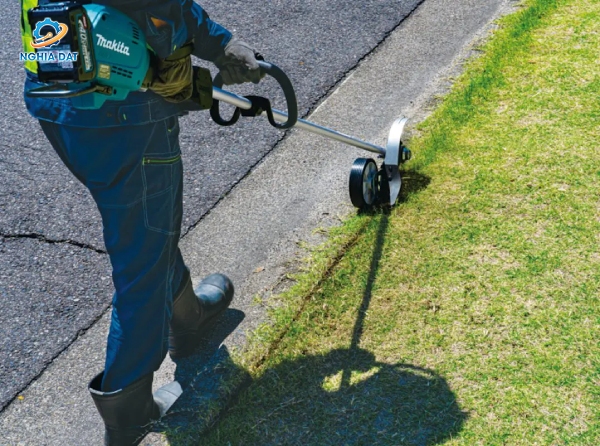 Máy tỉa mép dùng pin(bl)(40v max) MA-UE001GZ Makita