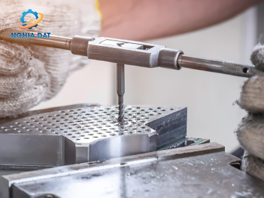 Phương pháp taro ren đúng cách cho người mới